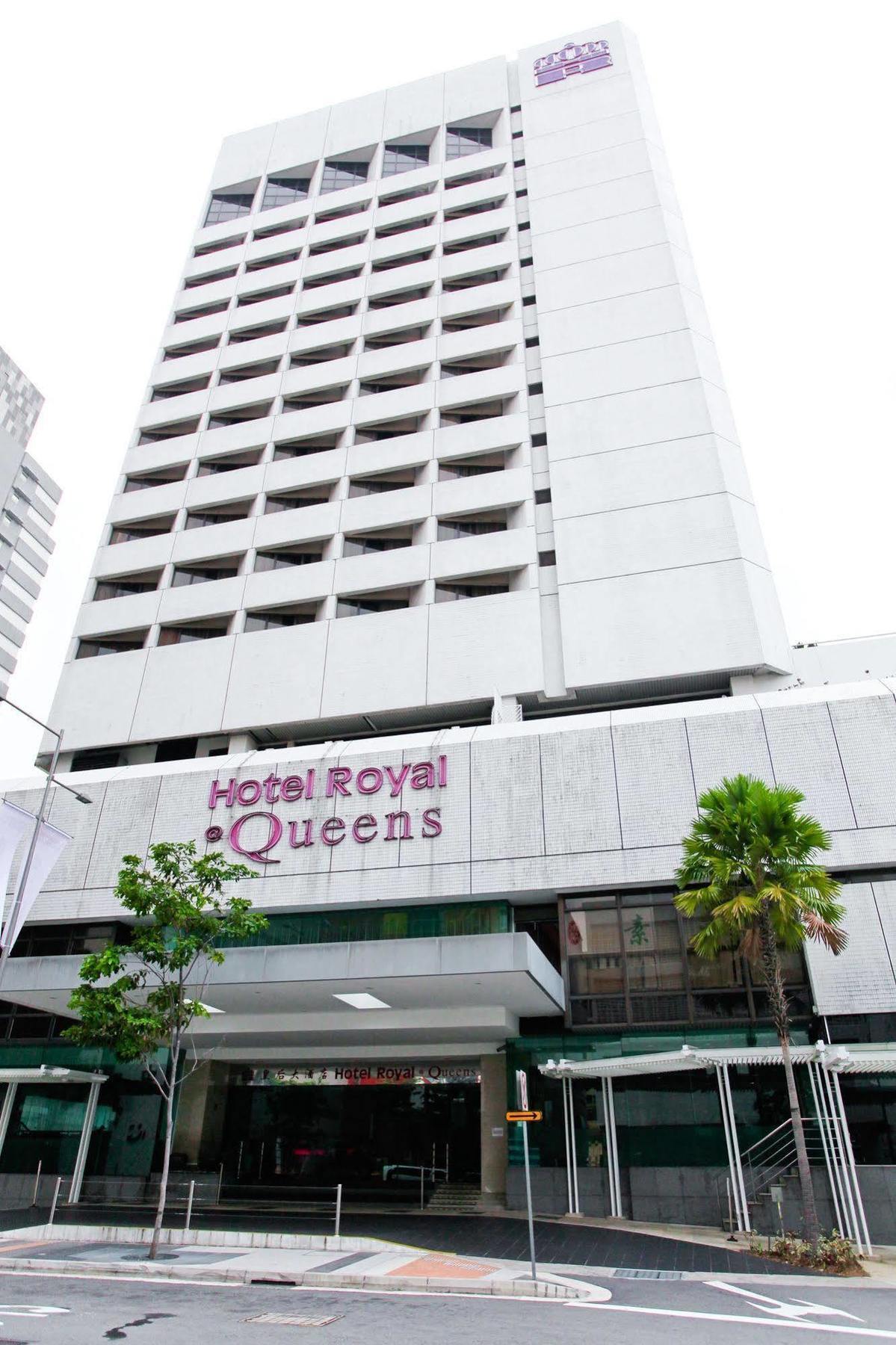 Khách sạn Royal Queens 4*